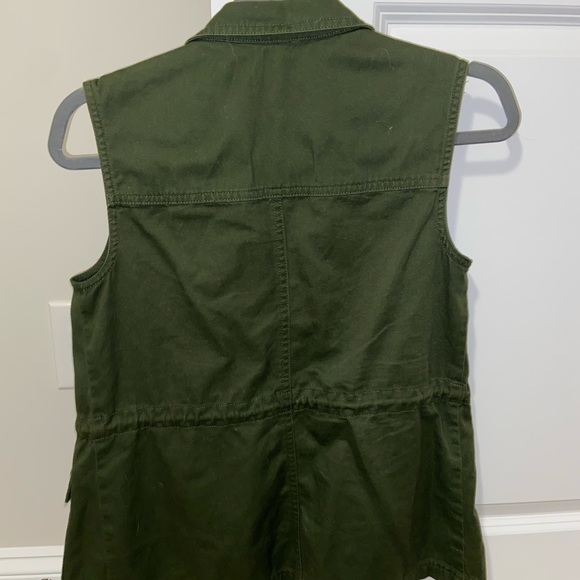 Dark Green Cargo Vest - Picture 2 of 2